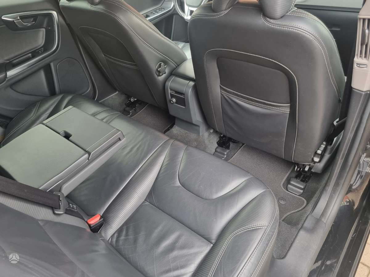 Volvo V60, 2.0 l., Универсал