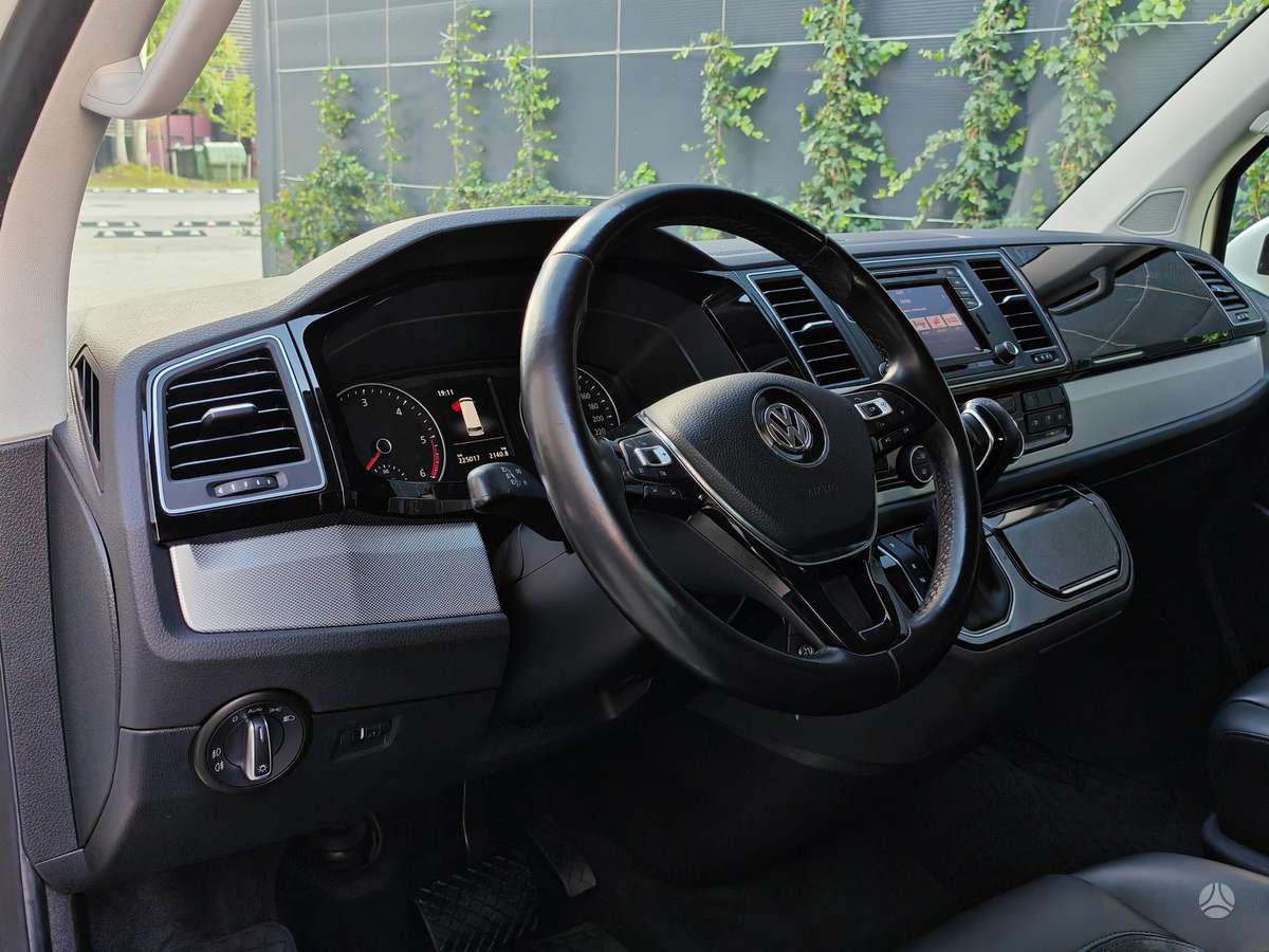 Volkswagen Multivan, 2.0 l., Минивэн