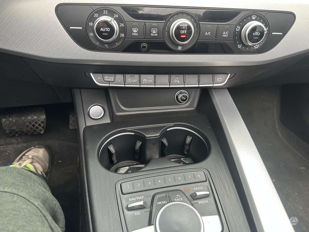 Audi A5, 2.0 l., convertible