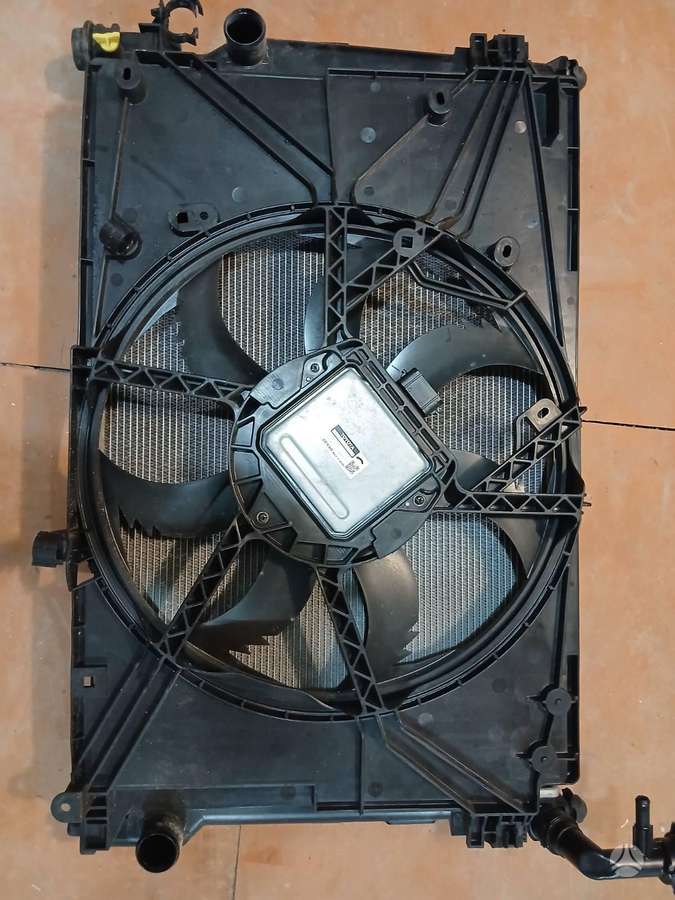 Toyota RAV4 kėbulo dalys