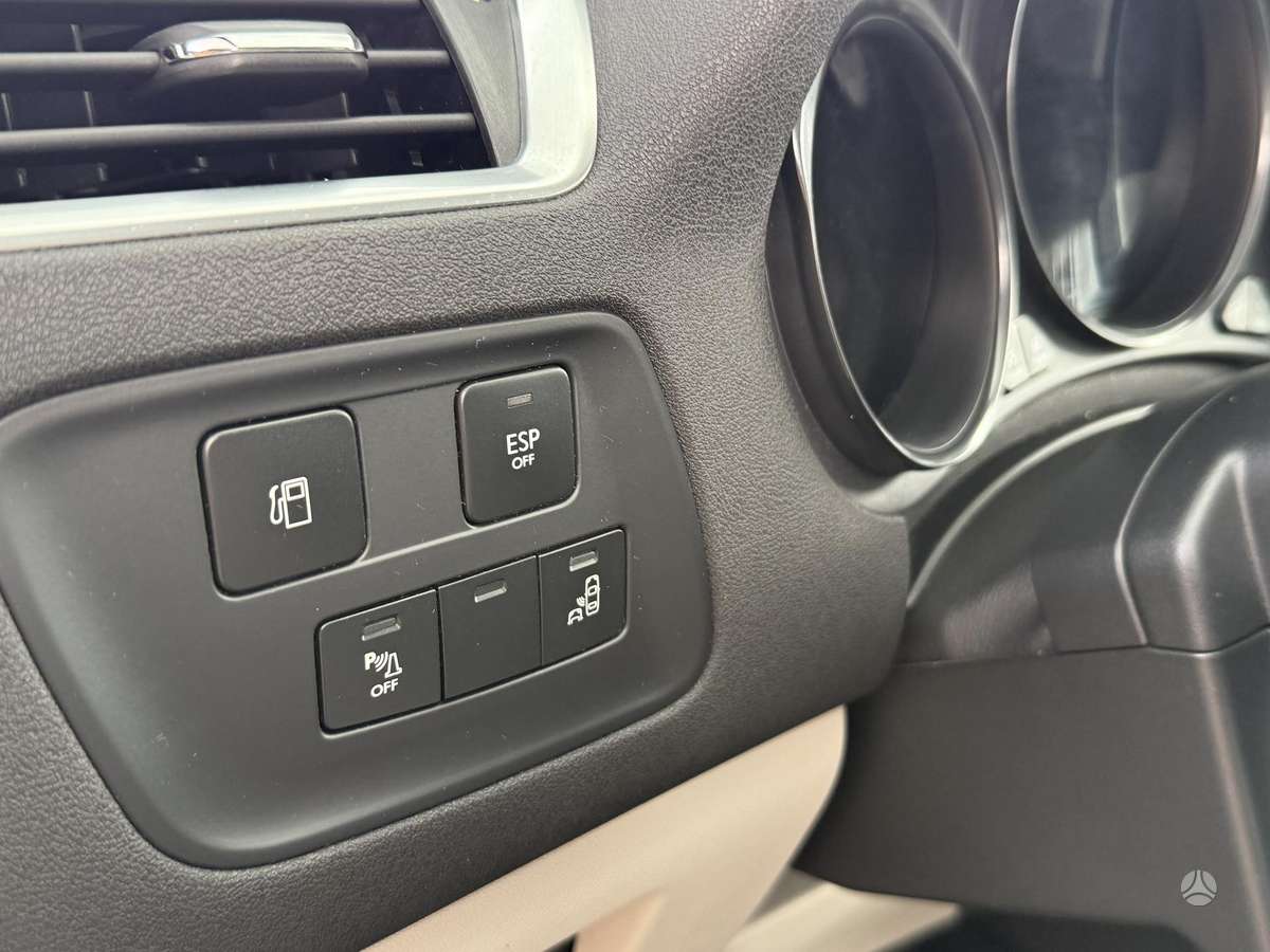 Citroen C4, 1.6 l., Хэтчбек