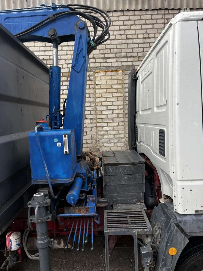 Iveco 90 E, 17, самосвалы с краном