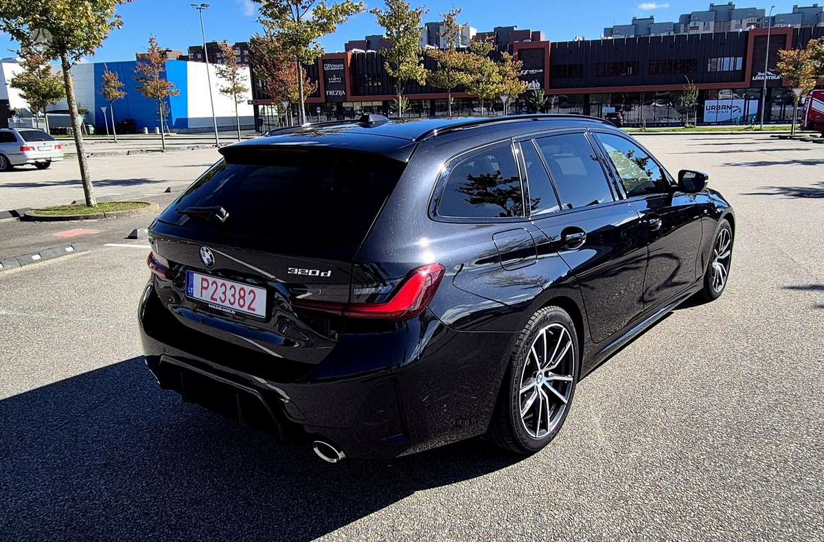 BMW 320, 2.0 l., wagon