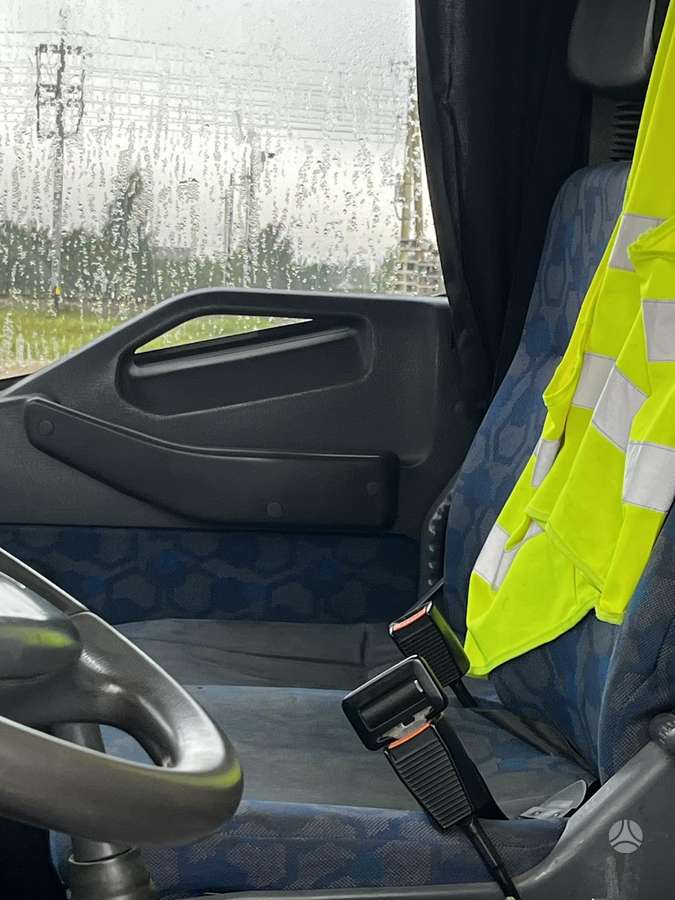Iveco 90 E, 17, dumpers with crane