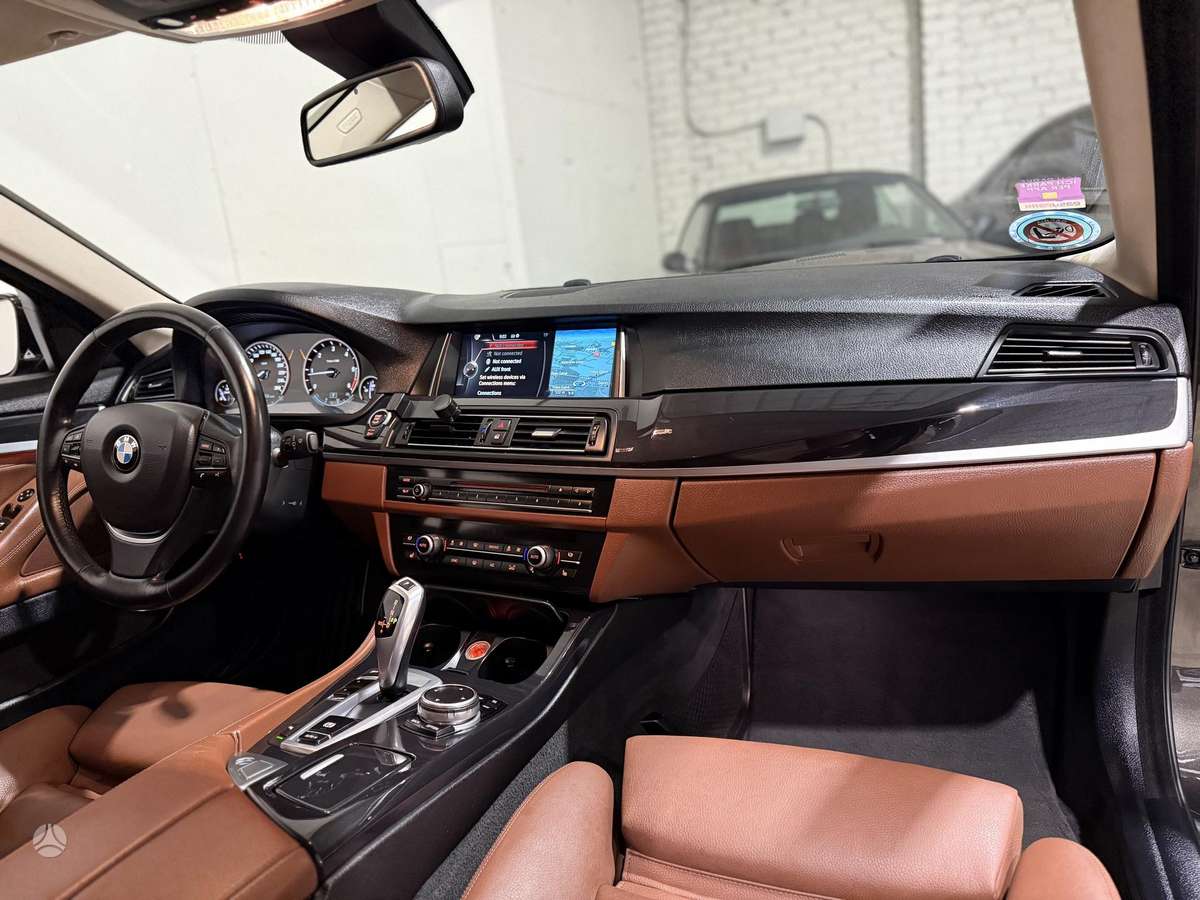 BMW 525, 2.0 l., Универсал