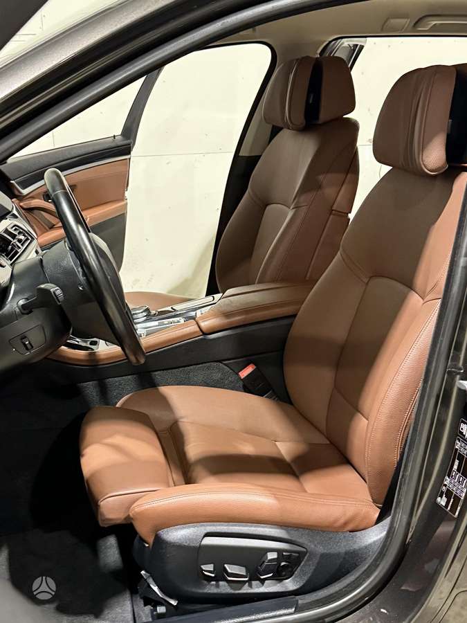 BMW 525, 2.0 l., Универсал