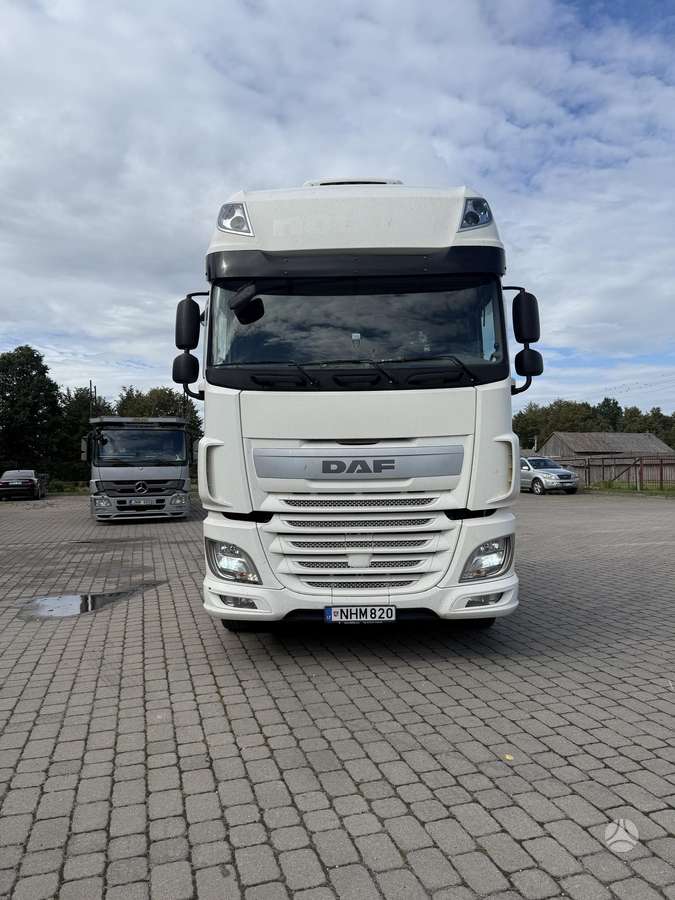 DAF XF 106, double sleeper