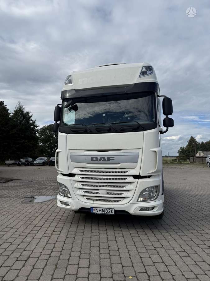 DAF XF 106, double sleeper