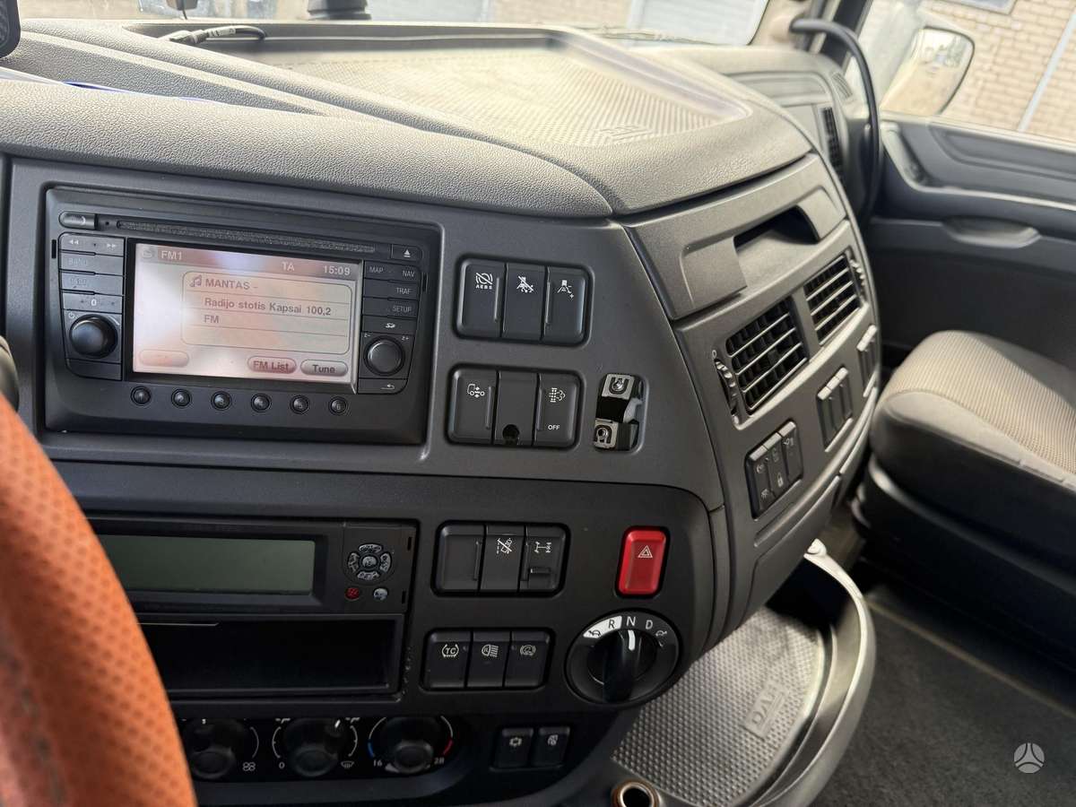 DAF XF 106, 2 спальных места