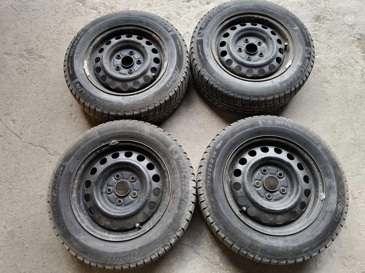 Suzuki, tērauda apzīmogoti, R15