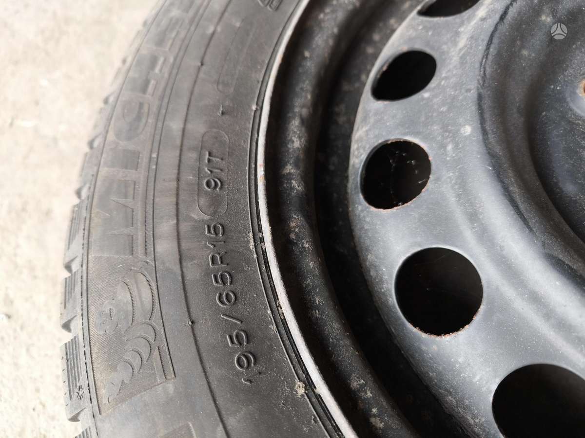 Suzuki, tērauda apzīmogoti, R15