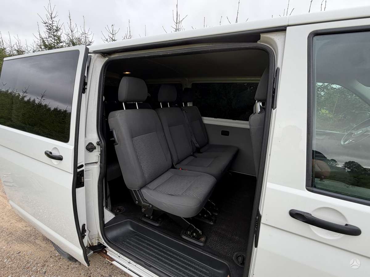 Volkswagen Transporter - 11