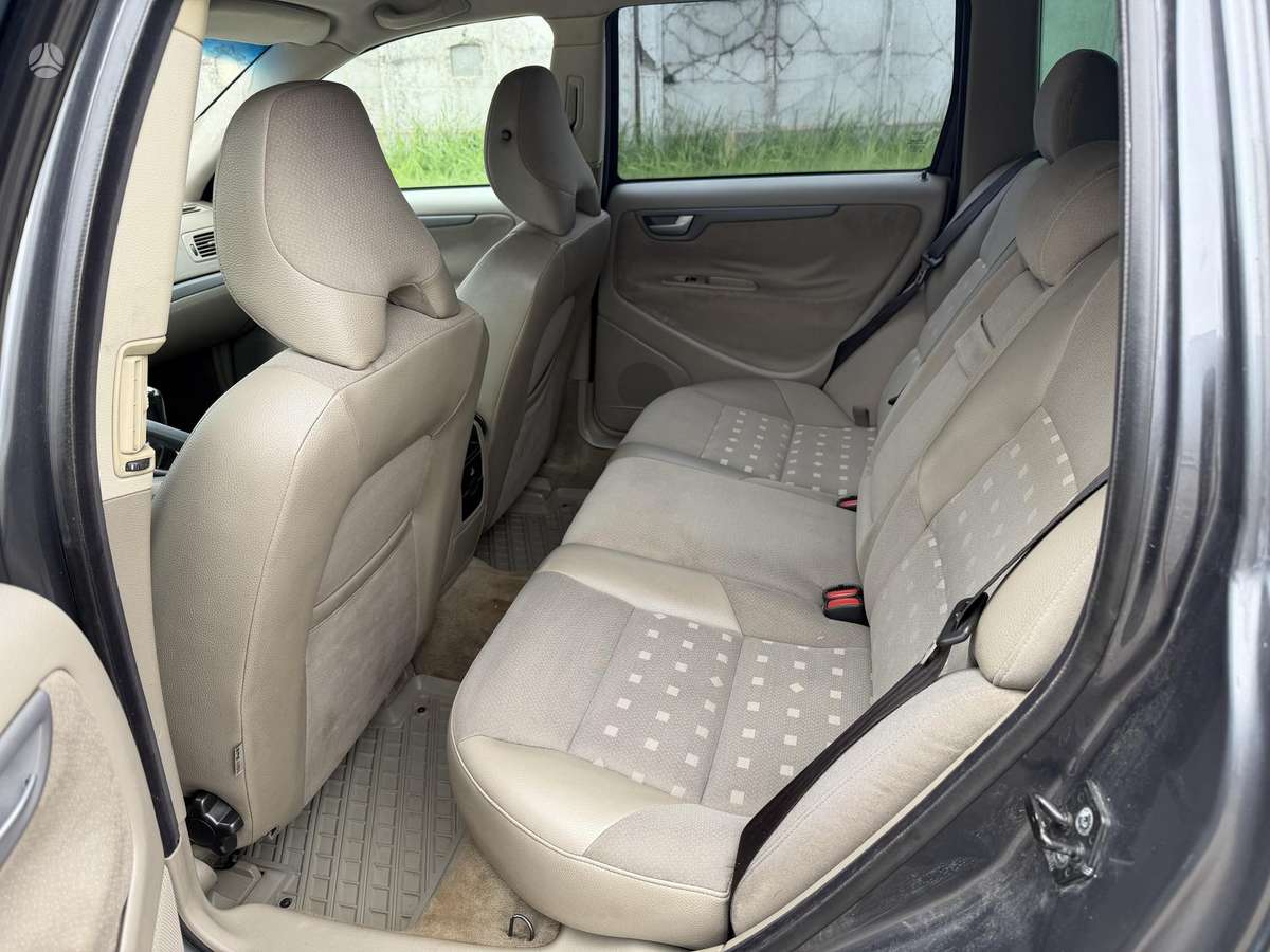 Volvo V70, 2.4 l., Универсал