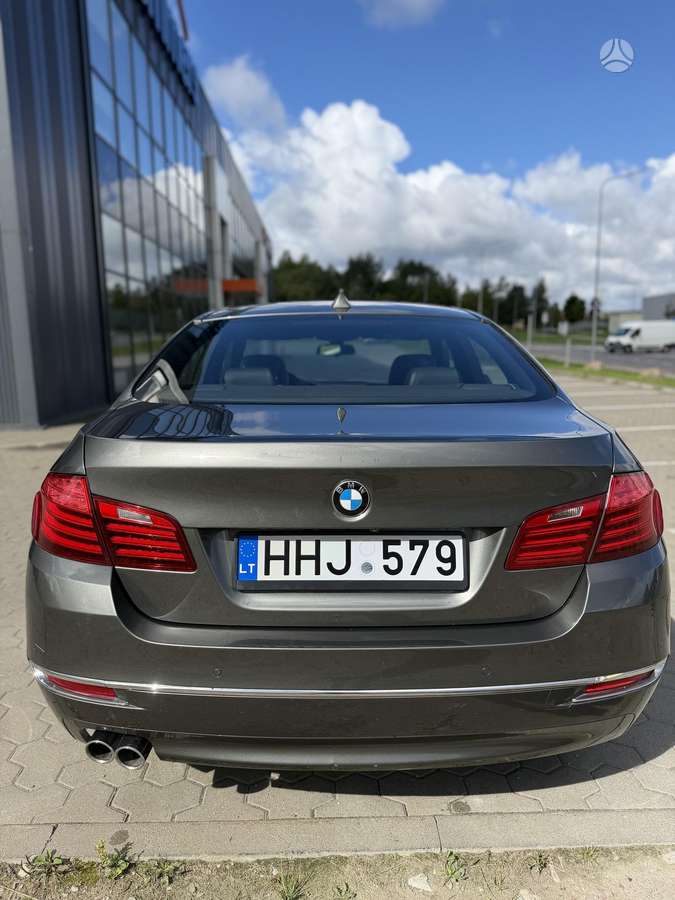 BMW 520, 2.0 l., Седан