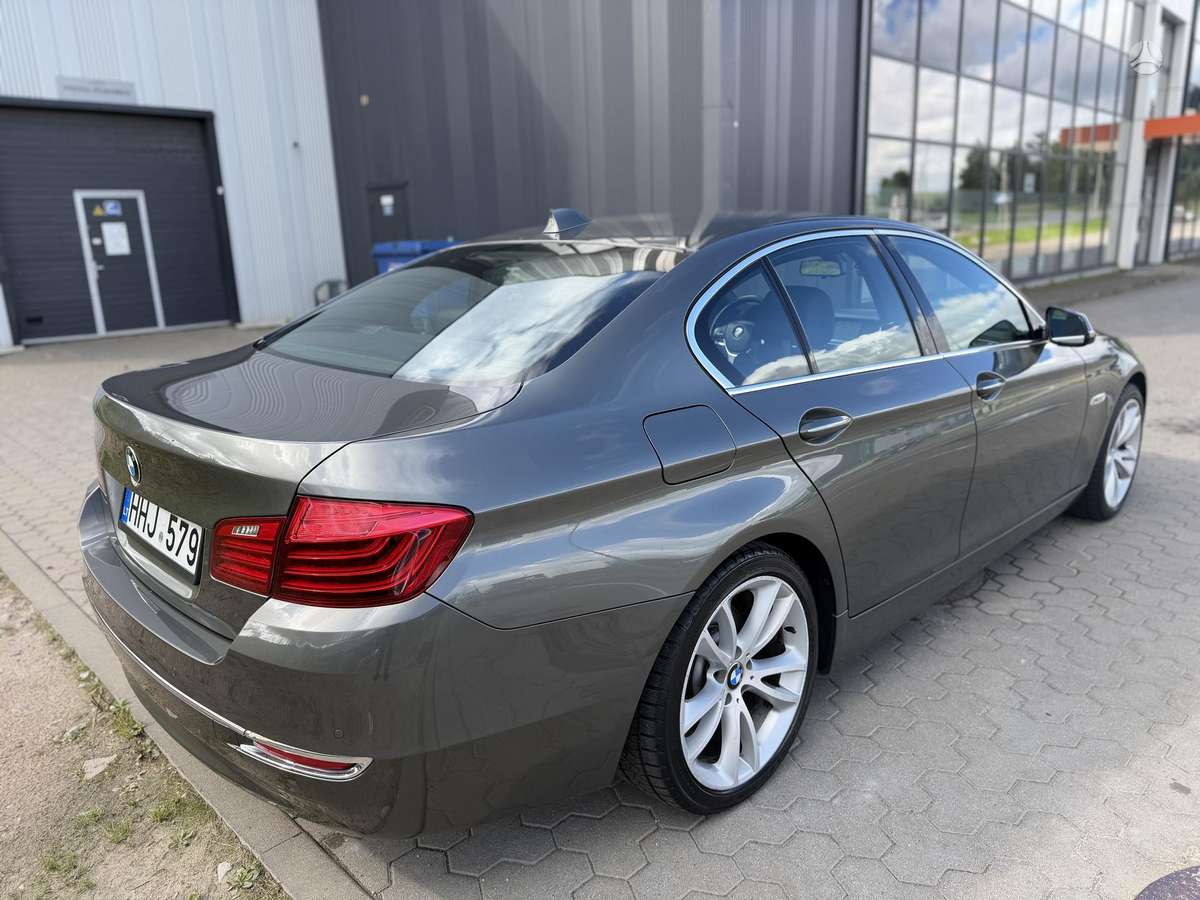 BMW 520, 2.0 l., Седан