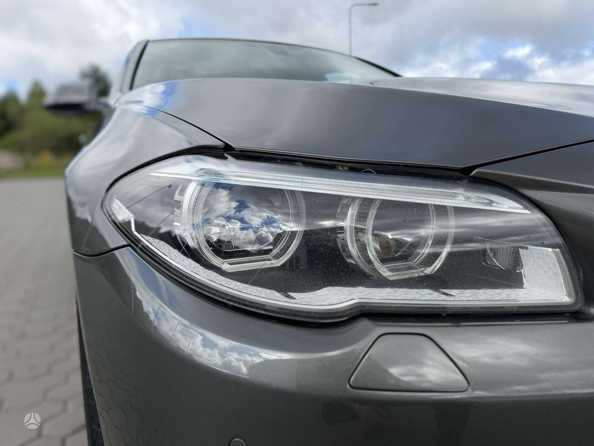 BMW 520, 2.0 l., Седан