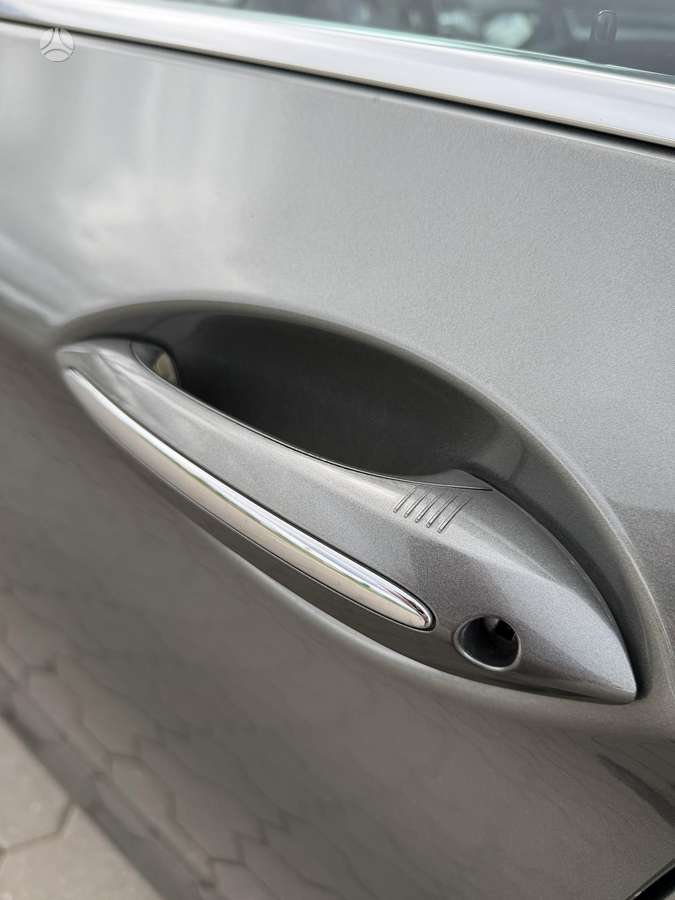 BMW 520, 2.0 l., Седан