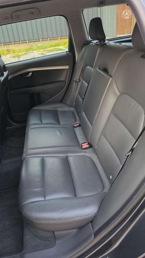 Volvo V70, 2.0 l., Универсал