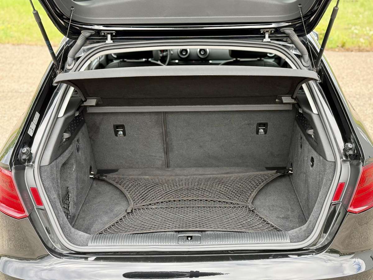 Audi A3, 2.0 l., hečbekas