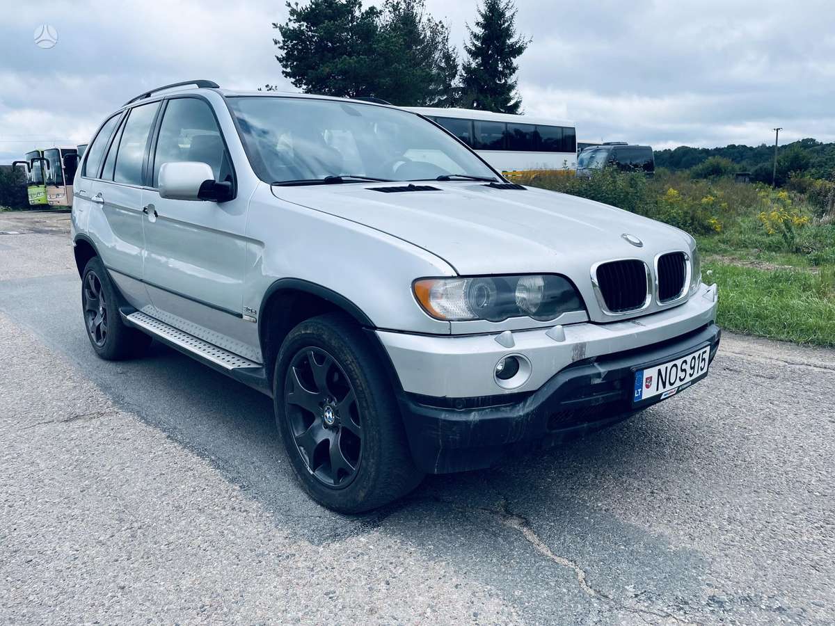 BMW X5, 2.9 l., off-road / crossover