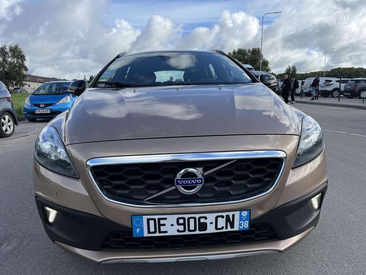 Volvo V40 Cross Country - 2