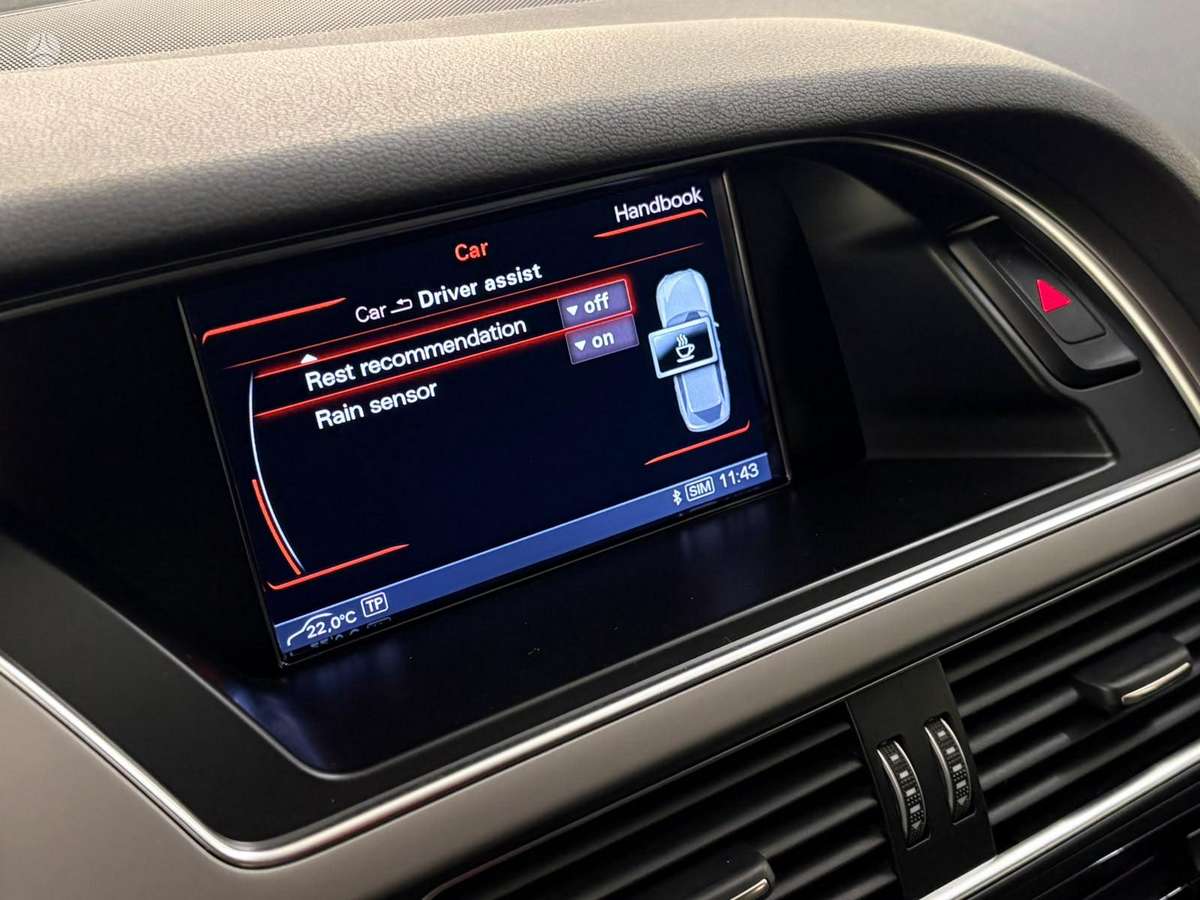 Audi A4, 2.0 l., Универсал