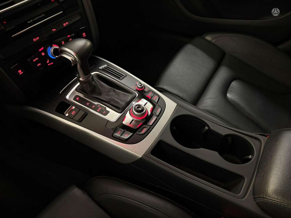Audi A4, 2.0 l., universalas