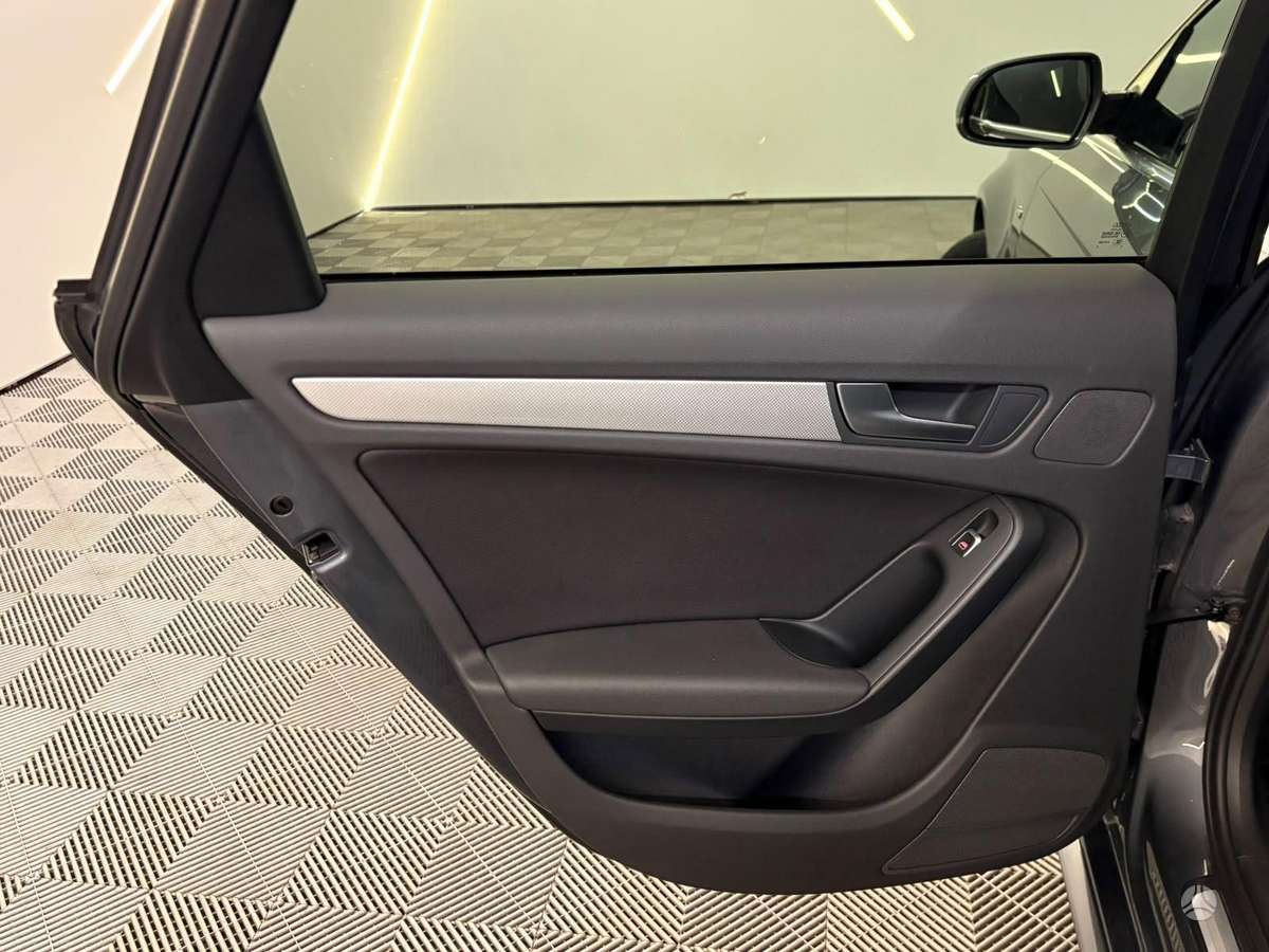 Audi A4, 2.0 l., universalas
