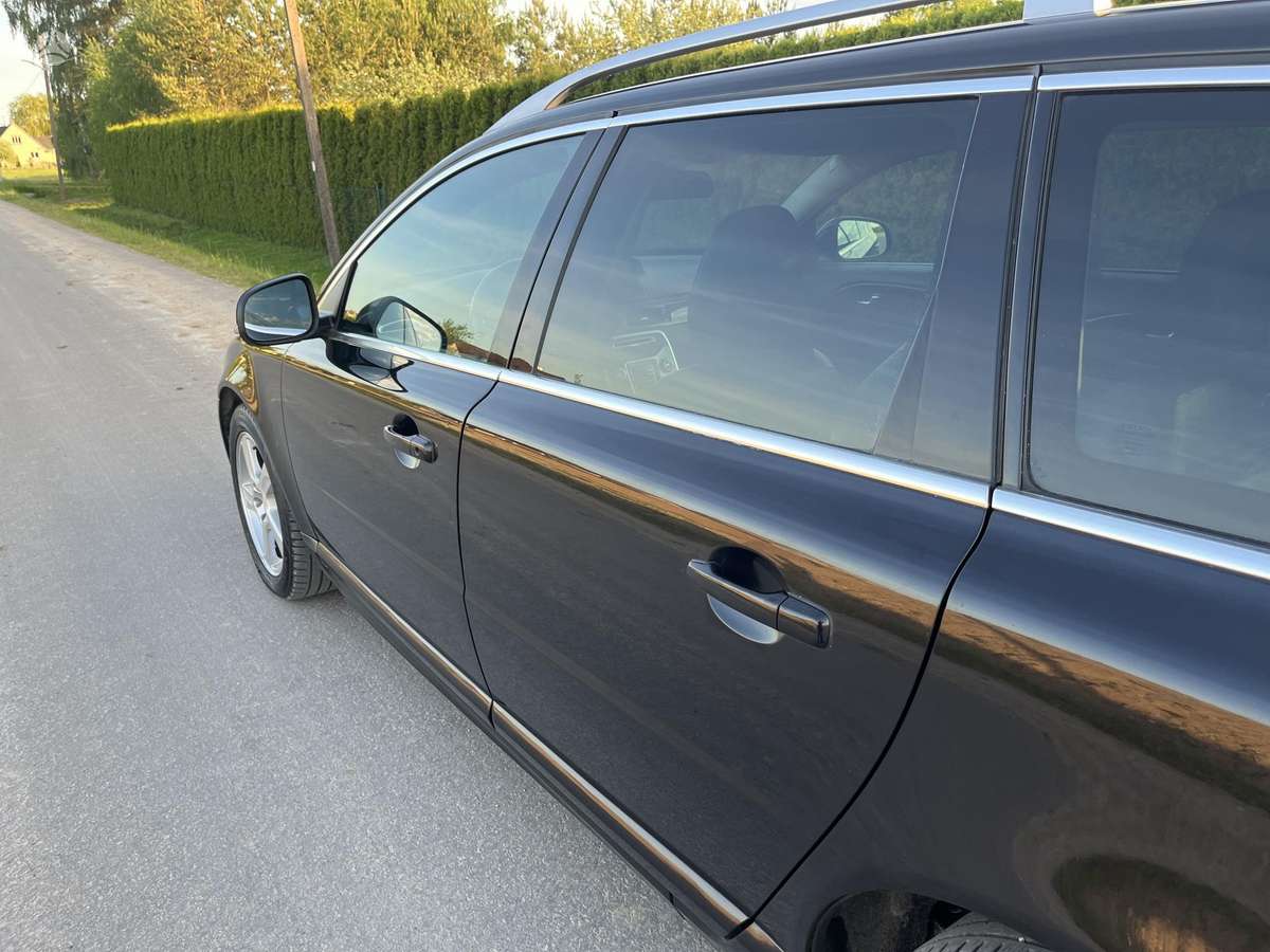 Volvo V70 - 3
