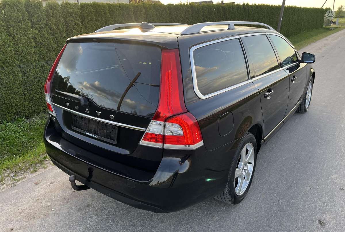 Volvo V70, 2.0 l., Универсал