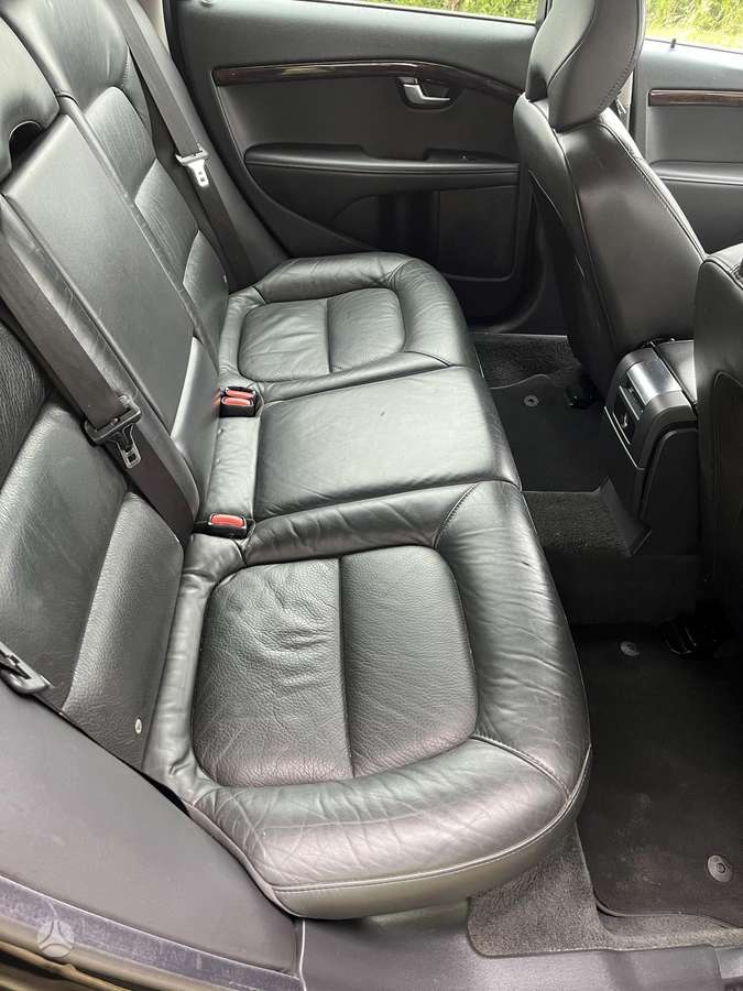Volvo V70, 2.0 l., Универсал