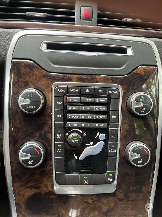 Volvo V70, 2.0 l., Универсал
