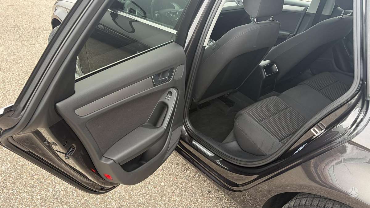 Audi A4, 2.0 l., Универсал