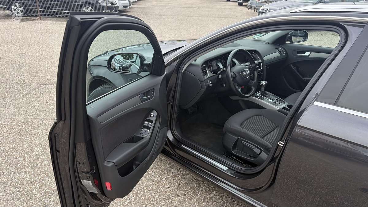 Audi A4, 2.0 l., Универсал
