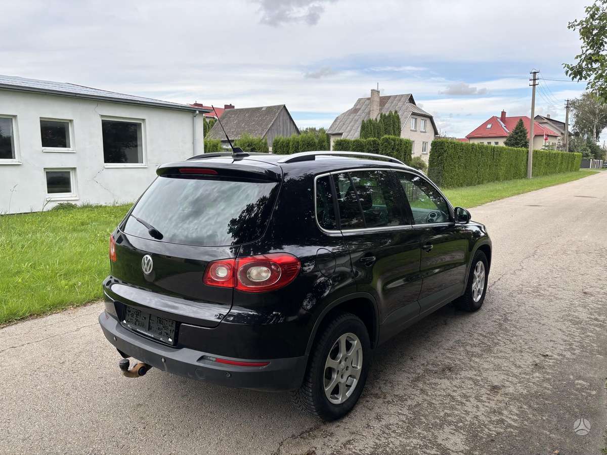 Volkswagen Tiguan - 6