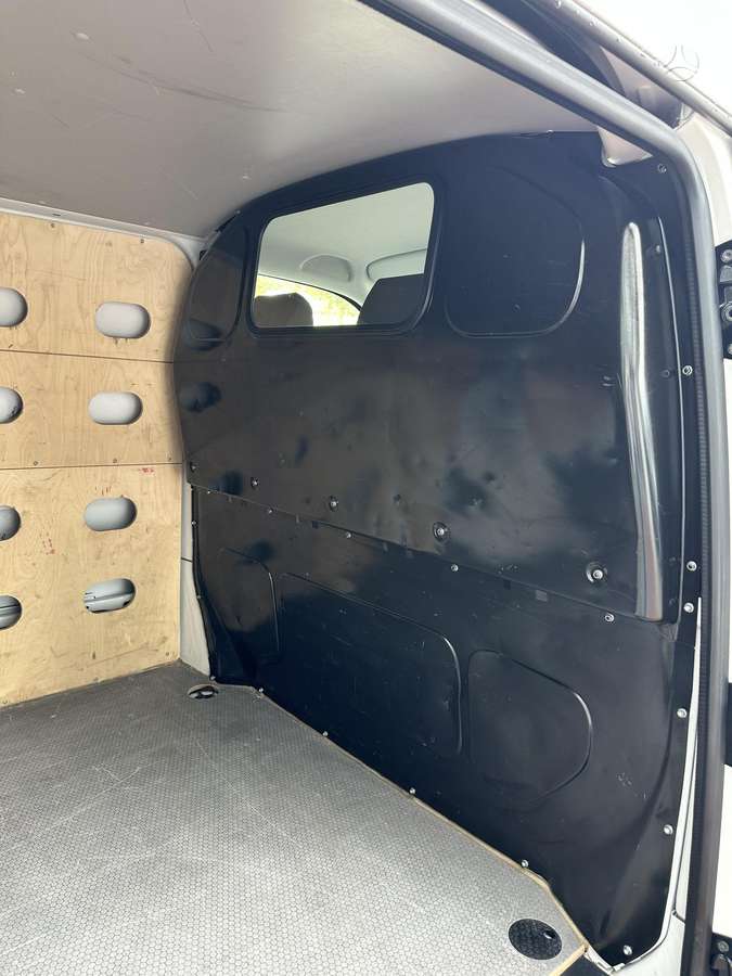 Volkswagen Transporter - 6