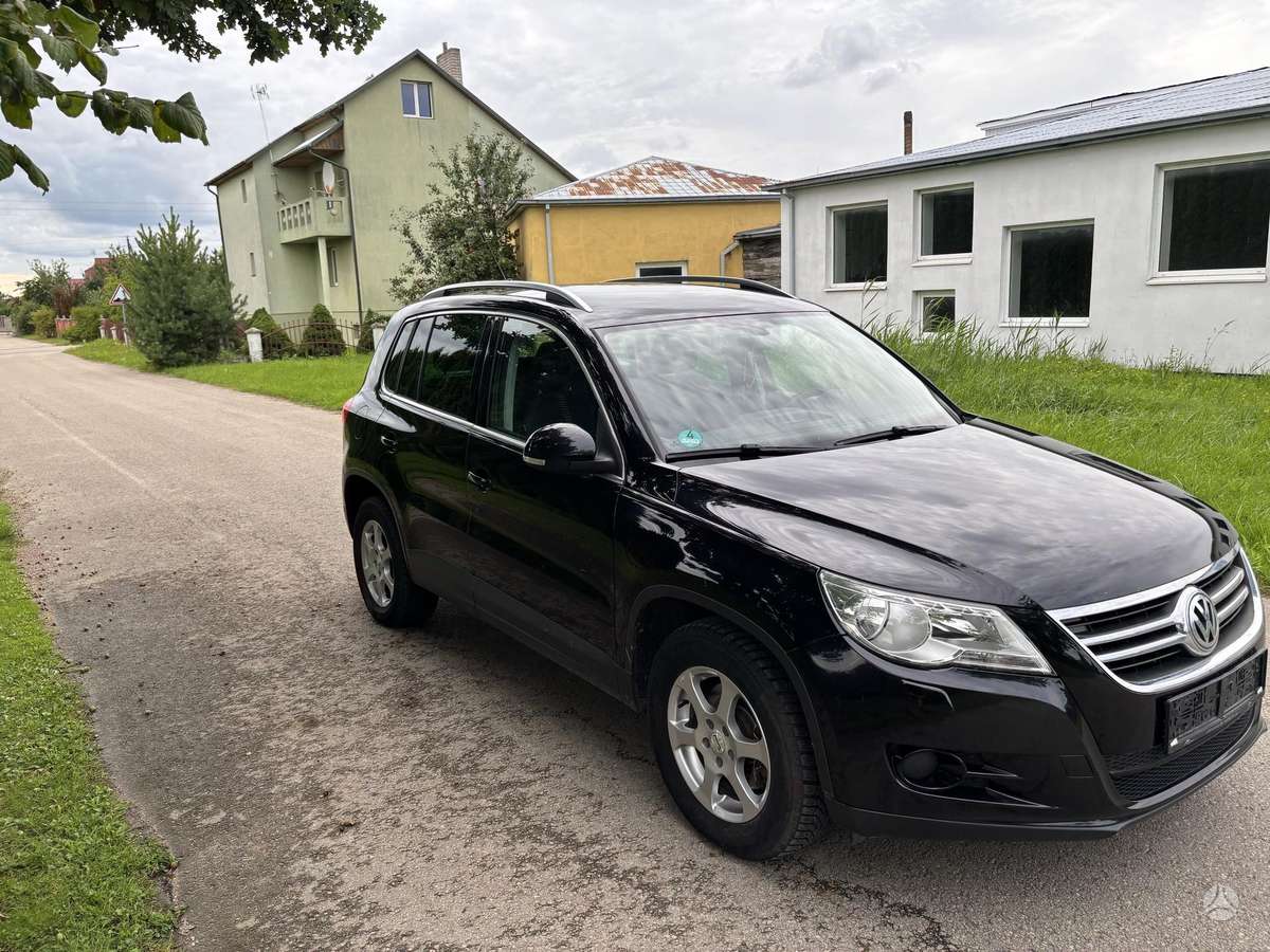 Volkswagen Tiguan - 7