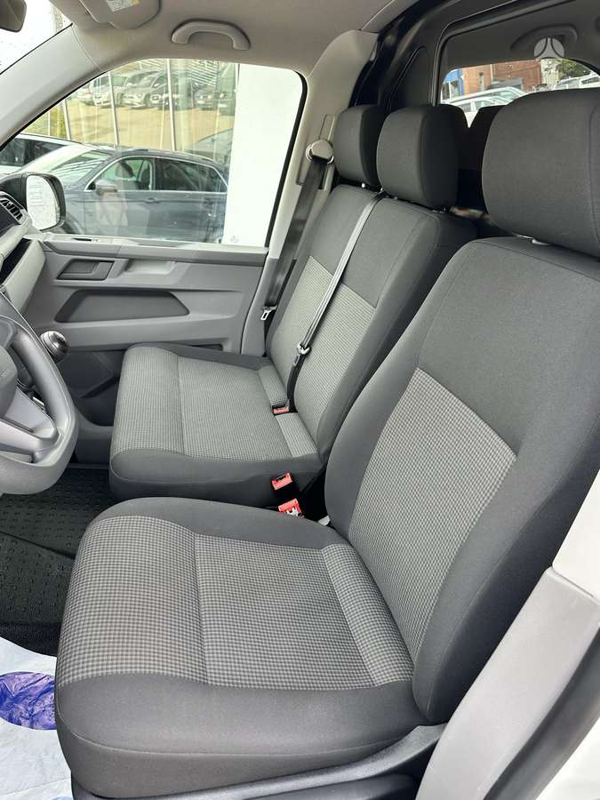 Volkswagen Transporter - 12