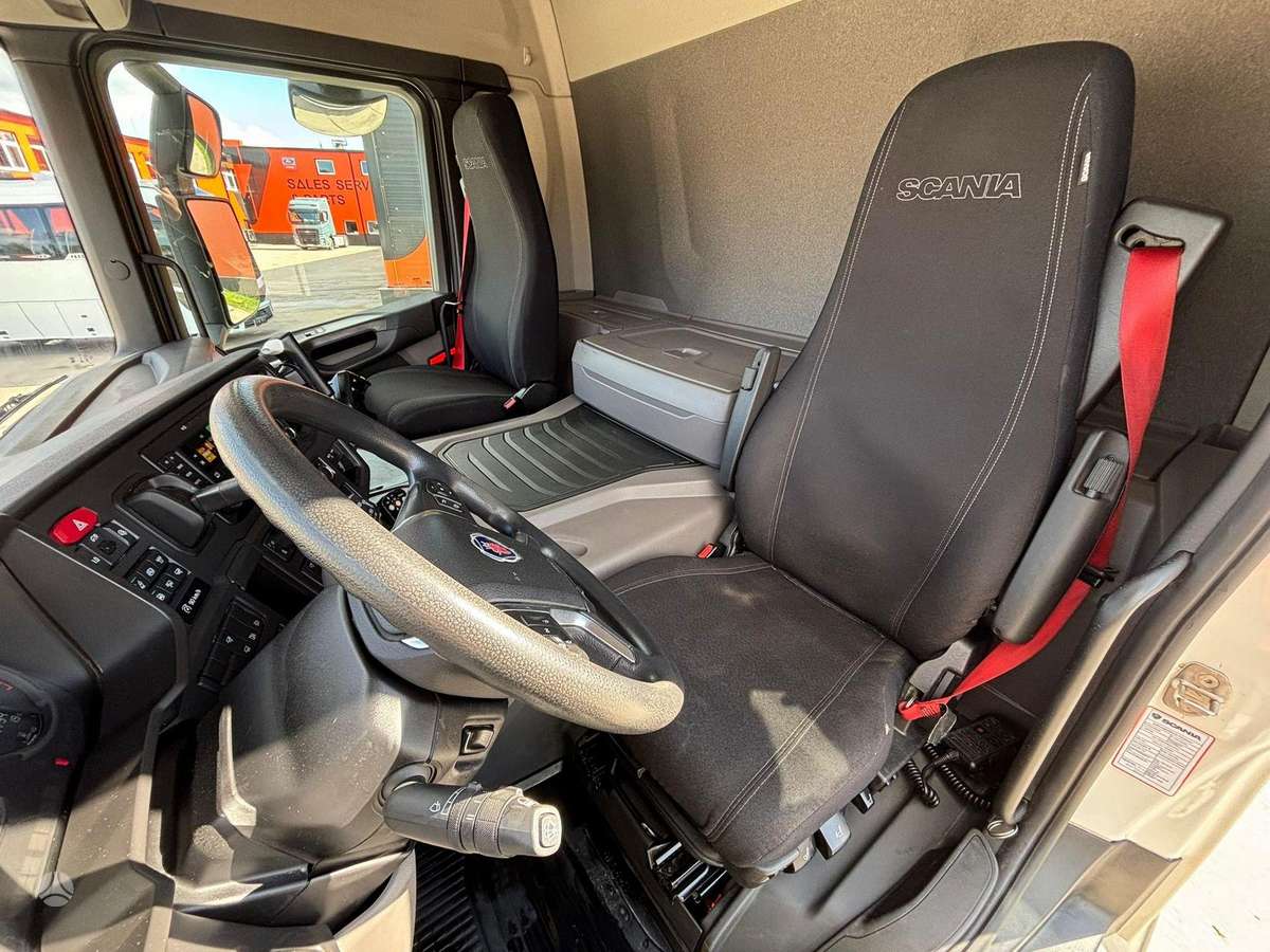 Scania P 500 6x2*4, шасси