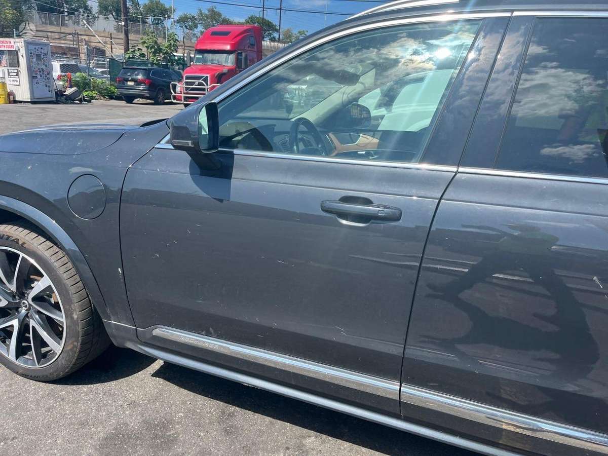 Volvo XC90 - 4