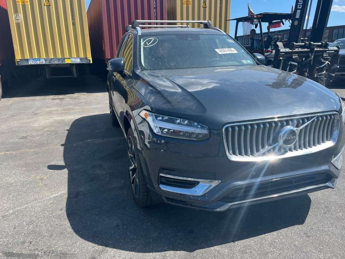 Volvo XC90 - 12