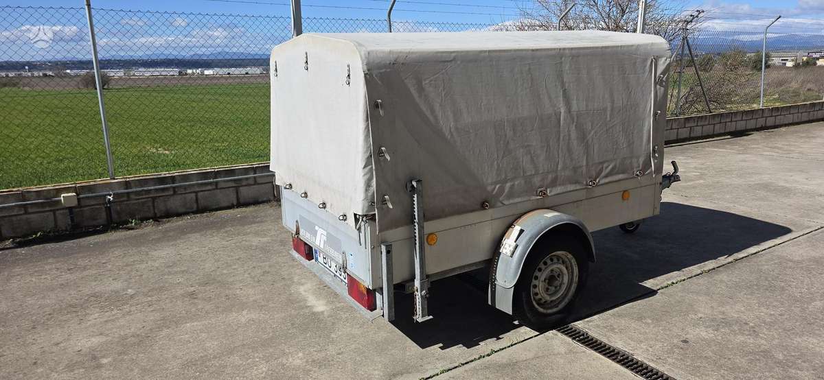 -Kita- TREBBINER, passenger car trailers