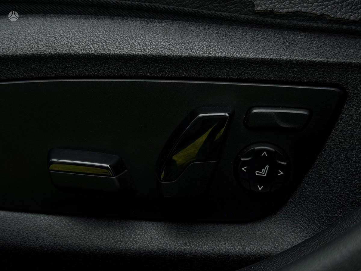 BMW 520, 2.0 l., Седан
