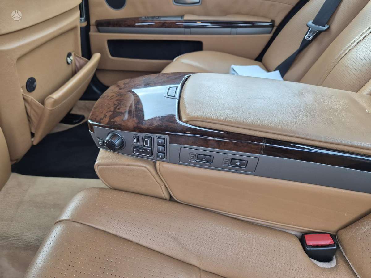 BMW 760, 6.0 l., Седан