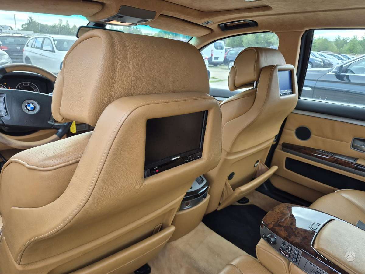 BMW 760, 6.0 l., Седан