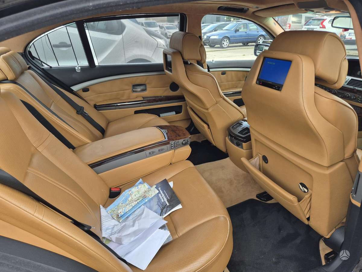 BMW 760, 6.0 l., Седан