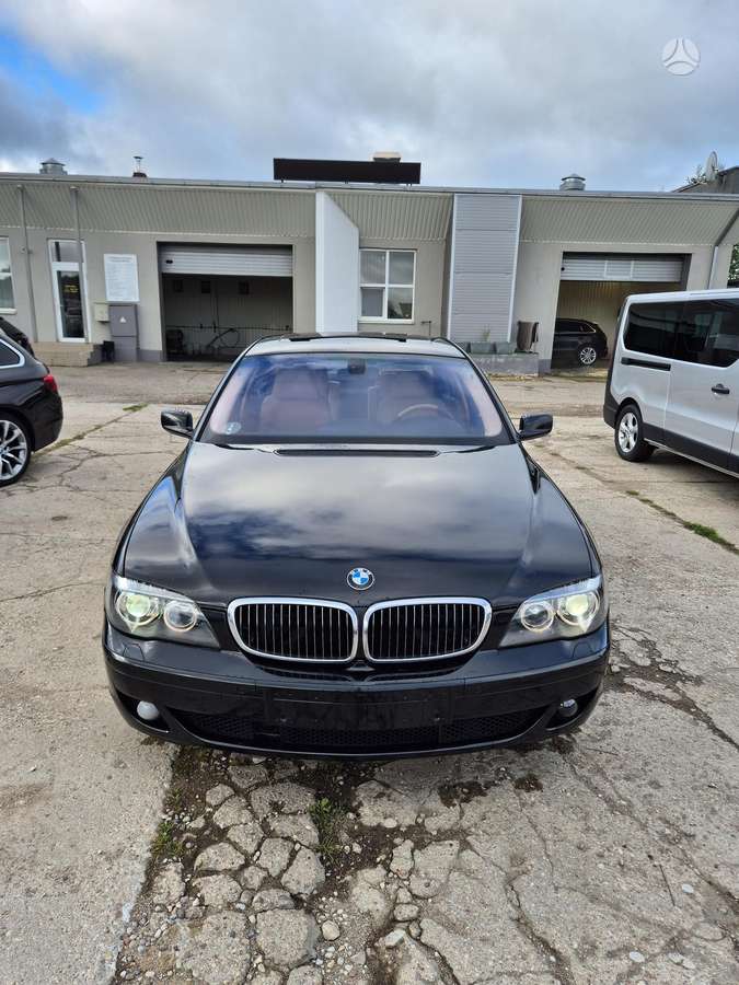 BMW 760, 6.0 l., Седан