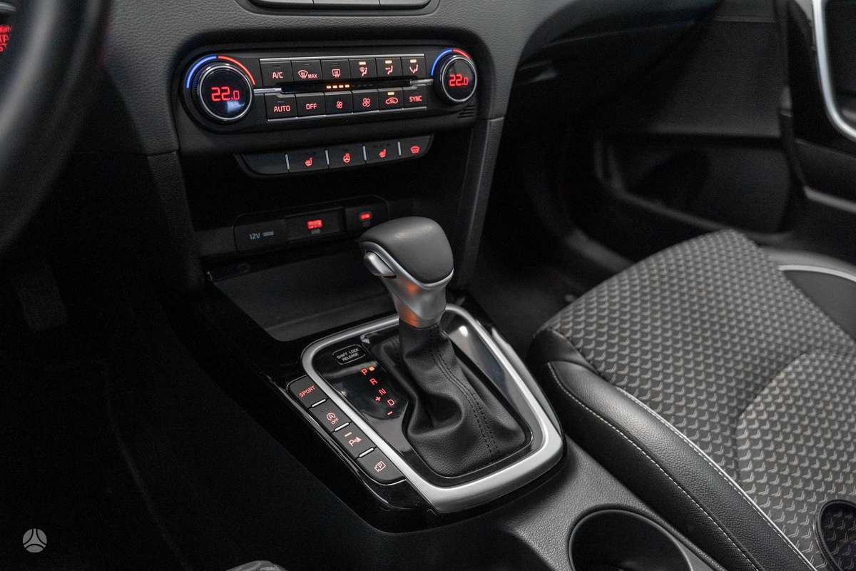 Kia Ceed, 1.6 l., hatchback