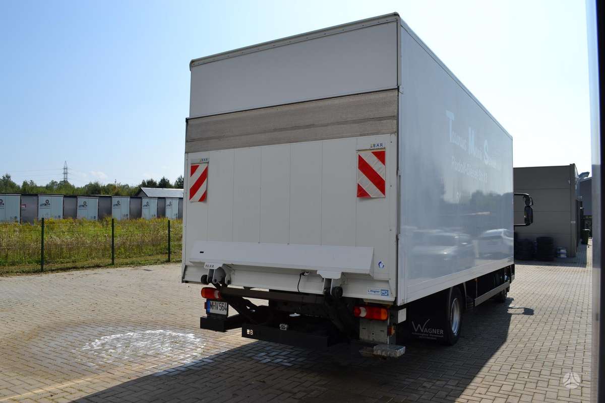Iveco 75 E, isothermal trucks