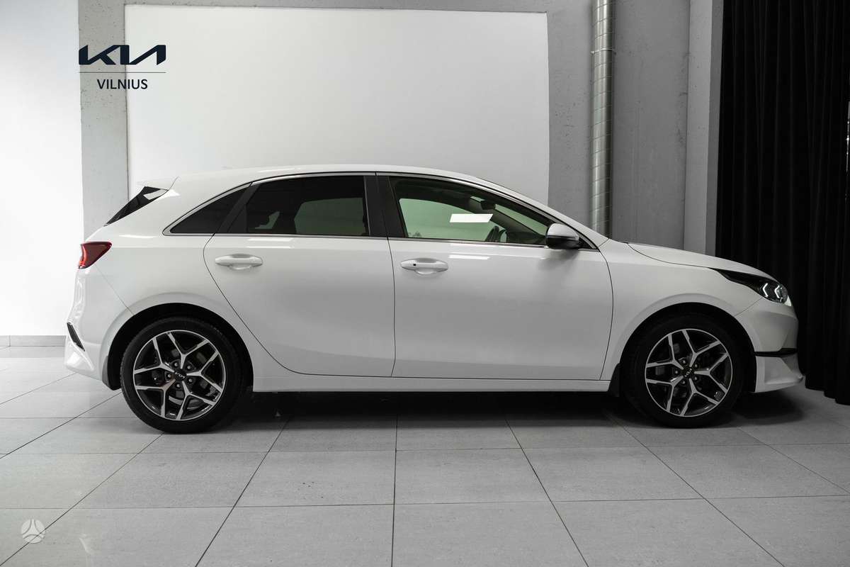 Kia Ceed, 1.6 l., hatchback